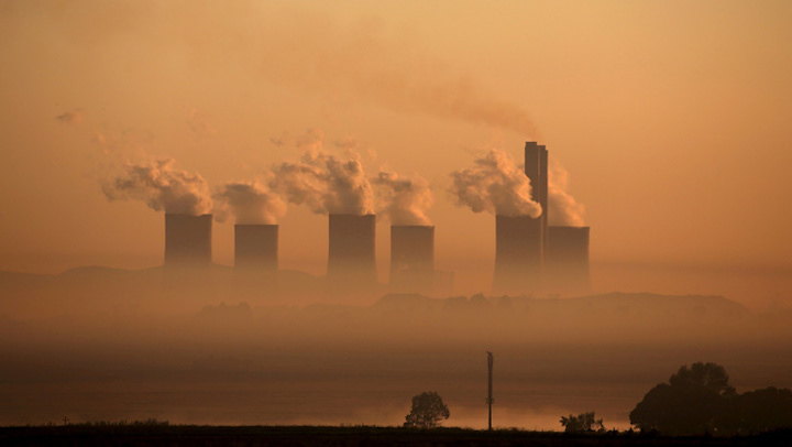 Al ritme actual el 2030 ja s'haurà emès tot el CO2 que pot absorbir l'atmosfera sense desestabilitzar-se excessivament (Reuters) Al ritme actual el 2030 ja s'haurà emès tot el CO2 que pot absorbir l'atmosfera sense desestabilitzar-se excessivament (Reuters)