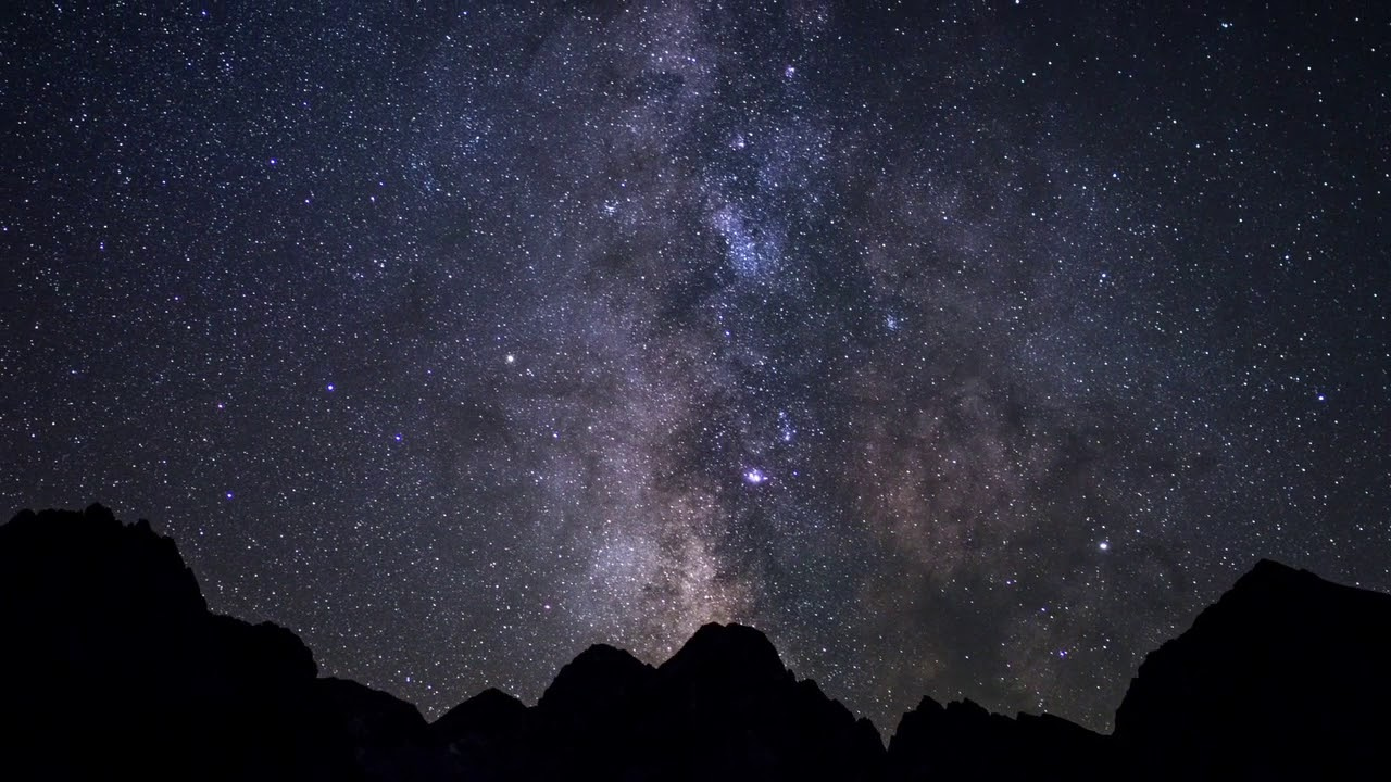 Cel nocturn del Parc Nacional d'Aigüestortes i Estany de Sant Maurici