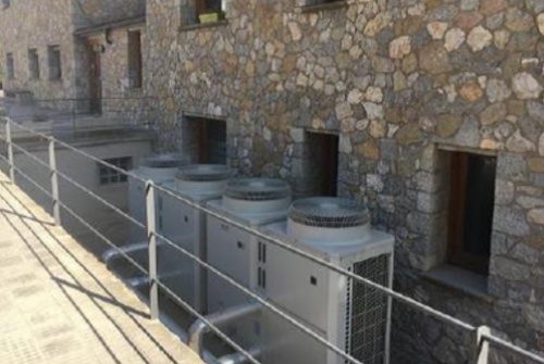 Bombes de calor aerotèrmiques instal·lades per la Fundació La Vall en el marc del Programa de compensació