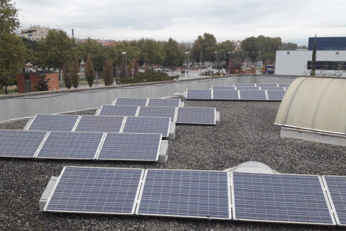 Les plaques solars fotovoltaiques de l'Escola Sant Vicenç