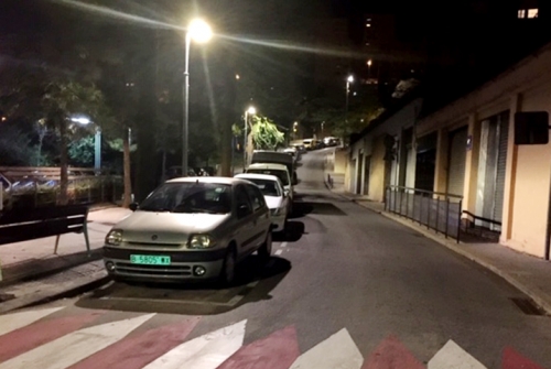 Enllumenat renovat al carrer Milton, al districte III