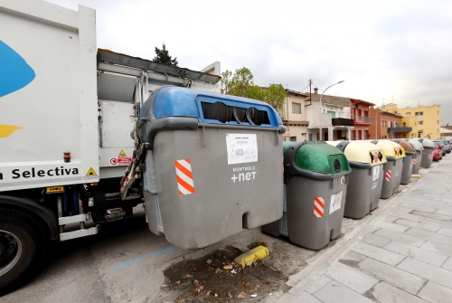 A Montmeló, la recollida selectiva ja es fa amb càrrega lateral | Griselda Escrigas