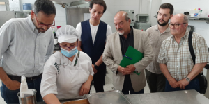 Sabadell s’afegeix al projecte comarcal Recooperem d’aprofitament alimentari i inicia una prova pilot a sis escoles de la ciutat