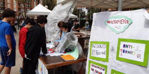 Escoles i instituts de Badalona comparteixen idees per canviar el món i fer-lo més sostenible