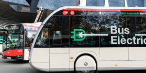 Barcelona avança cap a una flota d'autobusos de zero emissions