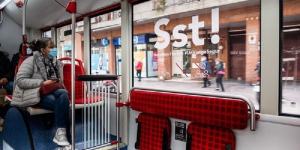 'Sst', el silenci al transport públic ajuda a prevenir la Covid-19