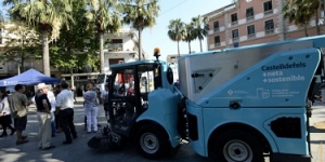 Castelldefels presenta la nova flota de vehicles de neteja i recollida de residus