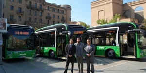 Manresa estrena tres nous busos urbans híbrids