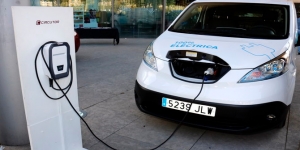L'Ajuntament de Lleida potencia la mobilitat sostenible a la ciutat amb un nou contracte per millorar la gestió dels aparcaments i la recàrrega de cotxes elèctrics