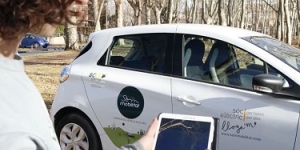 Neix a Olot el primer servei de cotxes elèctrics per compartir a comarques gironines