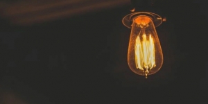 El 43% dels barcelonins atesos per pobresa energètica no es podrà acollir al bo social de l'Estat