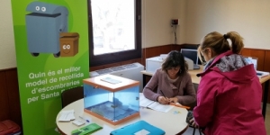 Els ciutadans de Santa Eulàlia aposten pel sistema porta a porta com a model de recollida d’escombraries