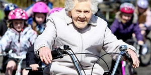 Els ciclistes de 75 anys tenen un sistema immune similar als joves de 20 anys