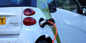 Seixanta-vuit municipis demanen 3,6 M€ per a estacions de recàrrega de vehicles elèctrics