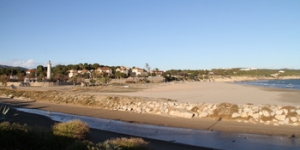 La Platja del Far de Vilanova es recupera ambientalment amb la creació d'un sistema dunar