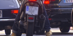 Stop, també, a les motos contaminants els dies d'alta pol·lució
