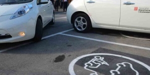 Sant Cugat referma l’aposta pel vehicle elèctric