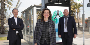 El Port de Barcelona té el primer suport publicitari digital amb purificació activa d'aire del món